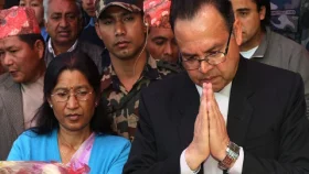 নেপালের সাবেক প্রধানমন্ত্রীর স্ত্রীকে &lsquo;জীবন্ত পুড়িয়ে&rsquo; হত্যার অভিযোগ