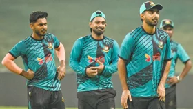 'শুধু ছক্কা মারলেই হবে না, স্মার্ট ক্রিকেট খেলো', সতীর্থদের লিটন দাস