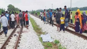 কুমিল্লায় রেললাইনের পাশে যুবকের মরদেহ উদ্ধার