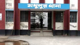 মধুপুরে গণপিটুনিতে অটো চোর নিহত