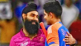 স্কোরবোর্ড নয়, ক্রিকেট হৃদয়েরই খেলা