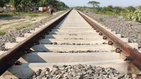 মেয়ের বাড়িতে যাওয়ার পথে ট্রেনে কাটা পড়ে বৃদ্ধের মৃত্যু
