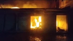 গাজীপুরে মার্কেটে আগুনে ১৭ দোকান পুড়ে ছাই