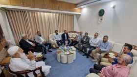 জামায়াত আমিরের সঙ্গে শিল্প মালিক প্রতিনিধিদের সৌজন্য সাক্ষাৎ