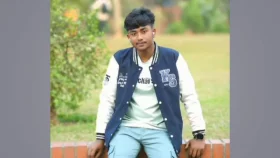 ঢাকা-আরিচা মহাসড়কে বাসের ধাক্কায় শিক্ষার্থী নিহত