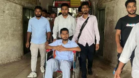 হাসপাতাল থেকে বাসায় ফিরলেন নুর