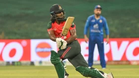 জাকের তো ব্যাটে বল লাগাতেই পারছে না: মিসবাহ
