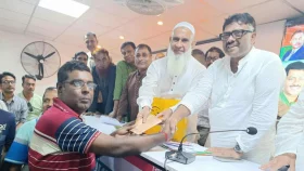 দুর্গাপূজা এলেই একটি মহল দেশে ভীতিকর অবস্থা তৈরি করে: দুলু