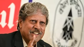 &lsquo;নাটক বন্ধ করে খেলায় মন দাও&rsquo; &ndash;পাকিস্তানের উদ্দেশ্যে কপিল দেব