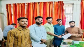 জবি শিক্ষার্থীদের জন্য বাস বৃদ্ধির দাবি ছাত্র অধিকার পরিষদের