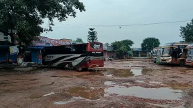 ঢাকা-রাজশাহী রুটে বাস চলাচল বন্ধ