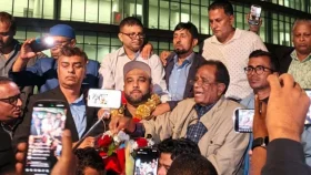 আখতারের ওপর ডিম নিক্ষেপকারী যুবলীগ নেতা মিজান জামিনে মুক্ত