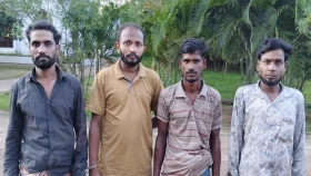 গাঁজা নিয়ে ফেনী কলেজ ছাত্রদল নেতাসহ গ্রেপ্তার ৪