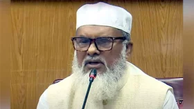 হজযাত্রীদের বিমানভাড়া যৌক্তিক পর্যায়ে নির্ধারণ করা হবে: ধর্ম উপদেষ্টা