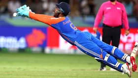 এশিয়া কাপে হংকংয়ের চেয়েও বেশি ক্যাচ ফেলেছে ভারত
