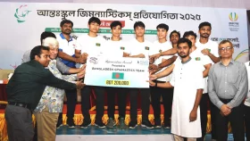 অনেক খেলা এক ভবনে!