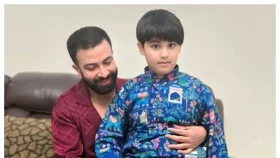 পুত্রের জন্মদিনে আপ্লুত বাবা