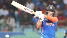 আজ ফাইনালে যত রেকর্ড ভাঙতে পারেন অভিষেক শর্মা