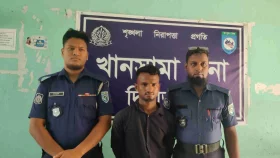 খানসামায় ইউনিয়ন পরিষদ থেকে টিসিবির তেল চুরি, আটক ১