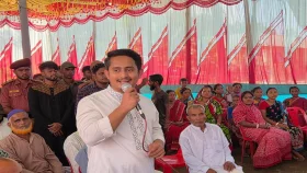 পঞ্চগড়ে দূর্গাপূজা মণ্ডপ পরিদর্শনে সারজিস
