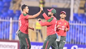 সাইফউদ্দিন-সাকিবের দারুণ বোলিং তবু আফগানরা করল ১৪৩