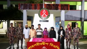 টেকনাফে প্রবাসীর স্ত্রীসহ ৬ জন মানবপাচারকারী আটক