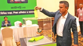 অবশেষে পাইলট বাংলাদেশ ক্রিকেট বোর্ডের ককপিটে