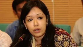 সেফ এক্সিট খুঁজতে উপদেষ্টাদের কষ্ট করতে হবে না : রুমিন ফারহানা