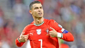 প্রথম বিলিওনিয়ার ফুটবলার ক্রিশ্চিয়ানো রোনালদো