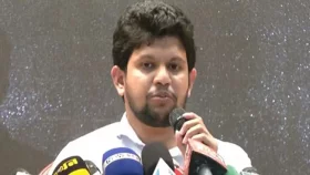 সামনে আরও সংকট আসছে: তথ্য উপদেষ্টা