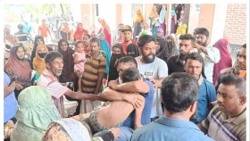 সিরাজগঞ্জে নসিমনের ধাক্কায় অটোরিকশা চালক ও শিশুর মৃত্যু