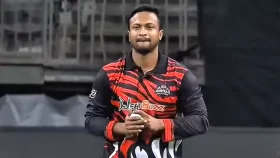 ১ ওভারে ২৭ রান দেওয়া সাকিব মারলেন &lsquo;গোল্ডেন ডাক&rsquo;