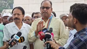 &lsquo;সেফ এক্সিট&rsquo; নিয়ে বিএনপির সঙ্গে কোনো আলোচনা হয়নি: দুদু