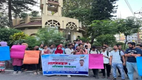 সাংবাদিকের ওপর হামলায় সিএমপির ডিসি আমিরুলকে প্রত্যাহার ও বিচার দাবি