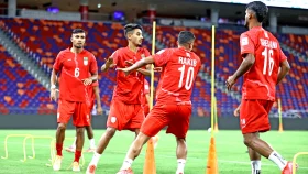 হংকংয়ের সঙ্গে বাধার দেয়াল ভেঙে ফেলতে চায় বাংলাদেশ