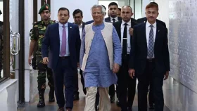 প্রধান উপদেষ্টা ড. ইউনূস দেশে ফিরেছেন