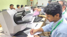 চাকসু নির্বাচন: এলইডি বন্ধ ও ভোট কারচুপির অভিযোগে উত্তেজনা