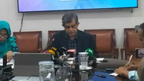 শিক্ষকদের বেতন নিয়ে সরকার কাজ করছে: শিক্ষা উপদেষ্টা