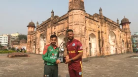 ঐতিহাসিক লালবাগ কেল্লায় ওয়ানডে সিরিজের ট্রফি উন্মোচন