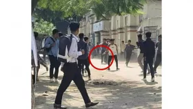ভিক্টোরিয়া কলেজে আধিপত্য বিস্তার নিয়ে সংঘর্ষ, আগ্নেয়াস্ত্র প্রদর্শন