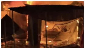 বোয়ালমারীতে আগুনে পুড়ল ১৩ দোকান&nbsp;