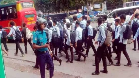 ঢাকা কলেজ ও আইডিয়াল কলেজ শিক্ষার্থীদের মধ্যে সংঘর্ষ