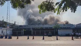 পুরোপুরি নিভল শাহজালালের কার্গো ভিলেজের আগুন