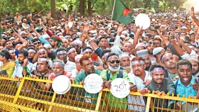 আমরণ অনশনে যাচ্ছেন শিক্ষকরা