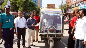 খুলনায় দুদিনে ৫৫ ইজিবাইক জব্দ