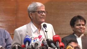 রাজনীতিতে ঐক্যের অভাবেই পিছিয়ে যাচ্ছি