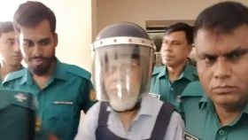 ৫ মামলায় জামিন চেয়েছেন সাবেক প্রধান বিচারপতি খায়রুল হক