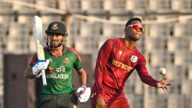 ৩০০ বলের ইনিংসে ১৯৩টি ডট খেলেছে বাংলাদেশ!