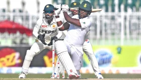 নাম্বার ১১ ব্যাটাররাও দলকে বাঁচাতে জানে
