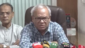 বর্তমান সরকারে দলীয় লোকজন থেকে গেলে সুষ্ঠু নির্বাচন অসম্ভব